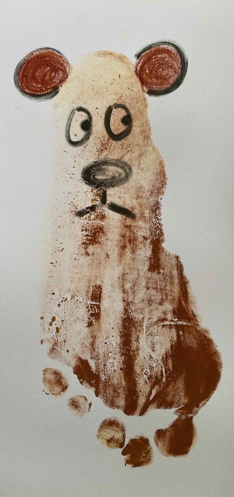 broken foot stamp print drawn as bear